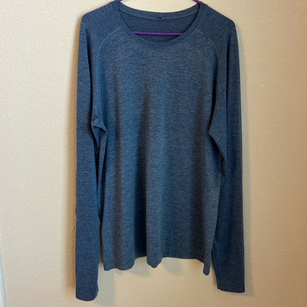 Lululemon Long Sleeve Shirt Mens XL Blue Live In Practice Metal Vent Tech